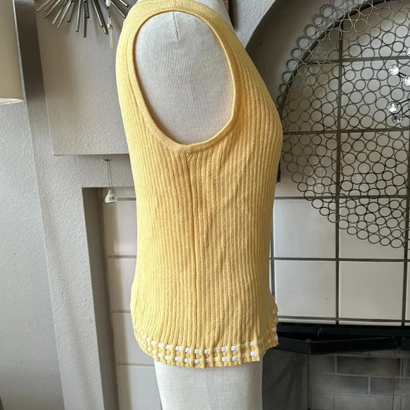 St. John Sport yellow knit tank top with double white bottom ribbon wool size XL - Picture 3 of 9